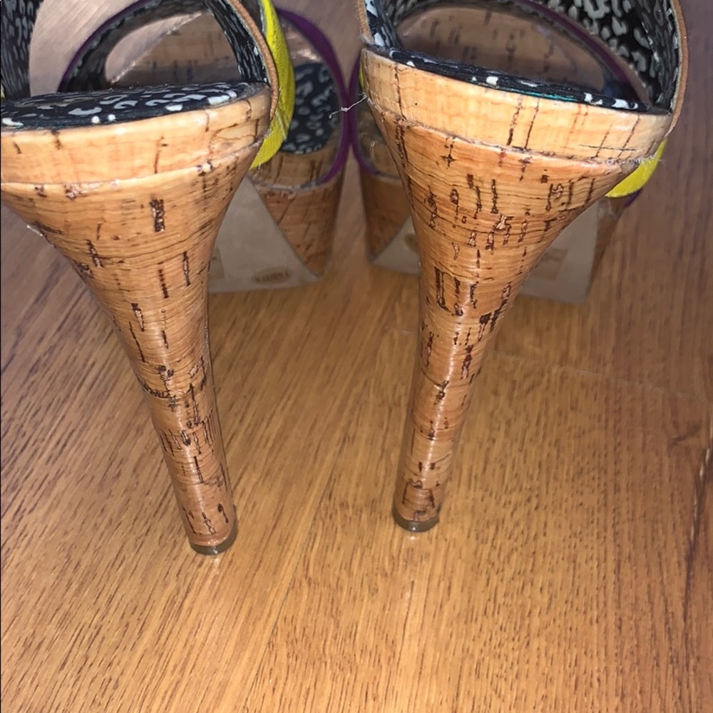 Jessica Simpson Platforms - Picture 3 of 3